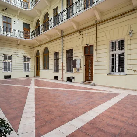 Zensen Nest Budapeşte