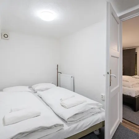 Zensen Nest Appartement *